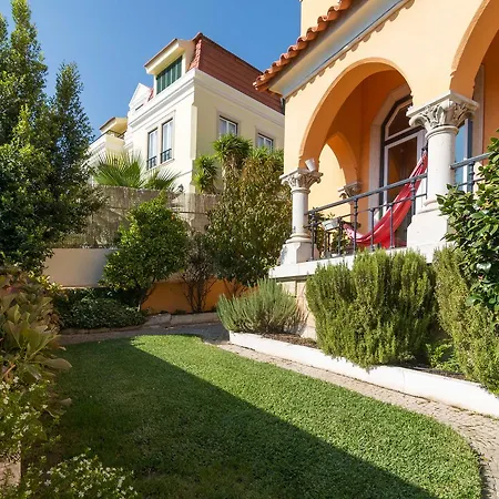 Acacias Villa *