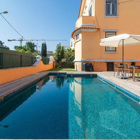 Acacias Villa